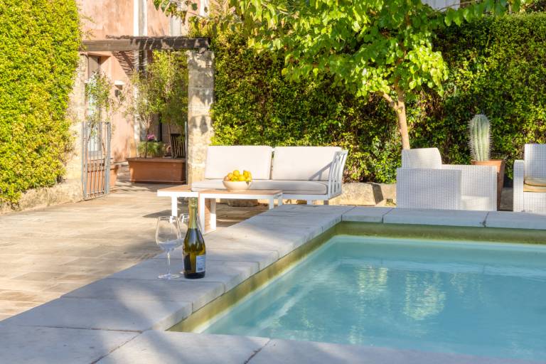 Historic house with pool and Mediterranean park (A) — photo 4