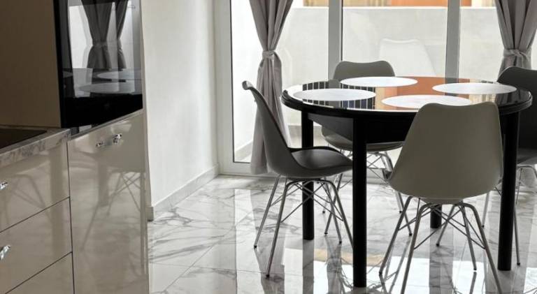 Holiday apartment with 2 rooms for 4 persons in Split