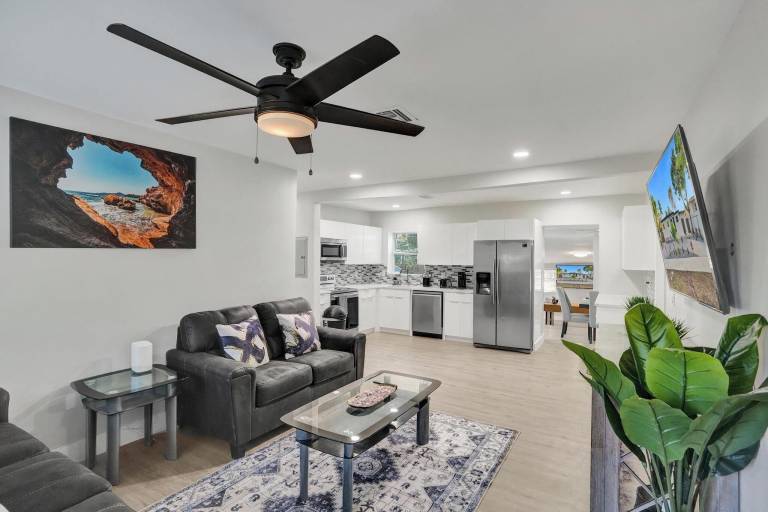Casa North Miami Beach