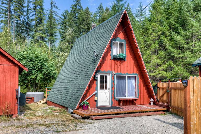 Skykomish Vacation Rentals from 136 HomeToGo