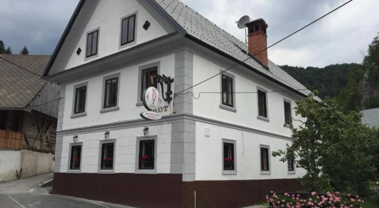 B&B Rot in Bled
