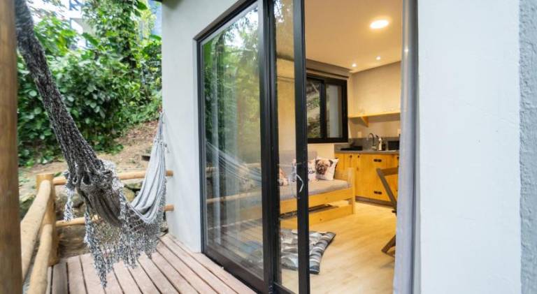 Pleasant apartment with yard | Beach nearby | Pets allowed — photo 3