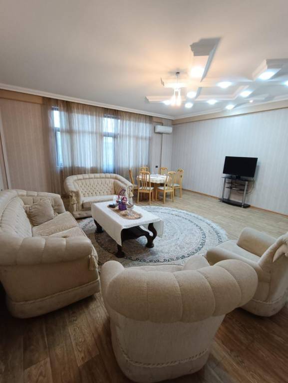 Apartment | Near Nizami Street | Perfect for remote work | Pets allowed — photo 2