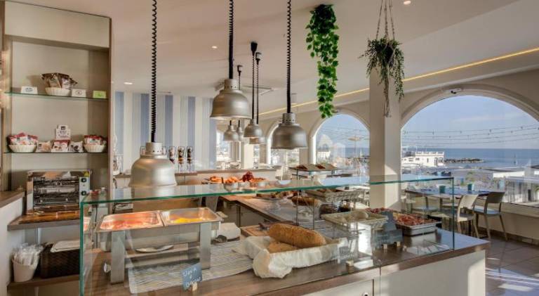 Alexandra BB & Brunch - Beach Front - Healthy XXL Breakfast & Brunch until 12 30 — photo 2