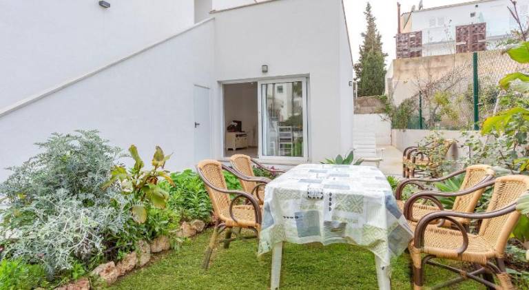 Rental apartment with garden & terrace — photo 5