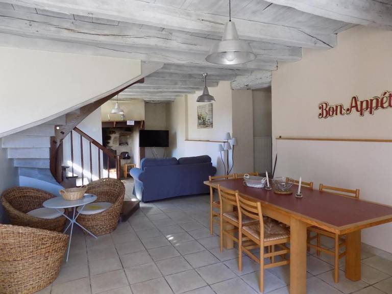Gite with terrace, barbecue & garden — photo 4