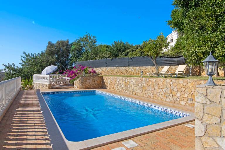 Villa with terrace, private pool & fast internet | Garden view — photo 3