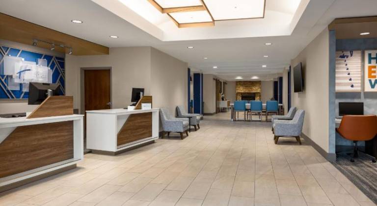 Holiday Inn Express Hotel & Suites Hagerstown By IHG — photo 4