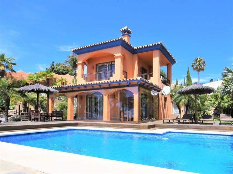 Villa  Estepona