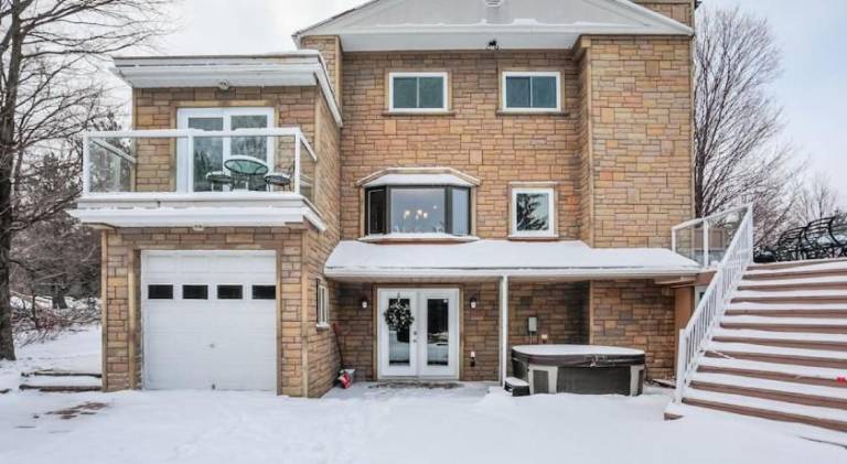 Ample vacation home with jacuzzi & sauna | Dogs allowed — photo 5