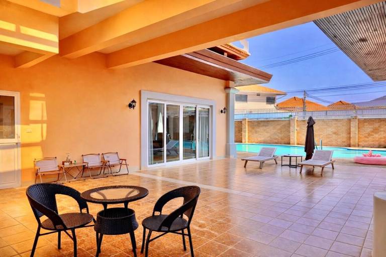 5BR Private Pool Villa for 10Guests Party Stay Pattaya — photo 4