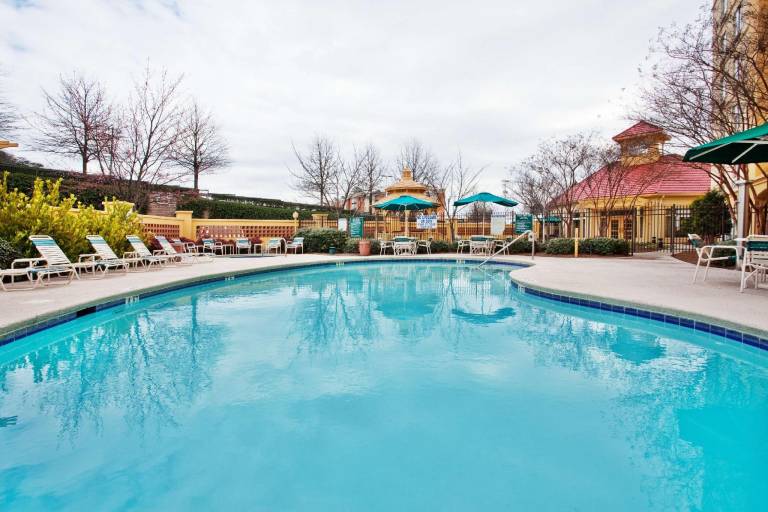 La Quinta by Wyndham Haywood Mall-Near Greenville Downtow — photo 2