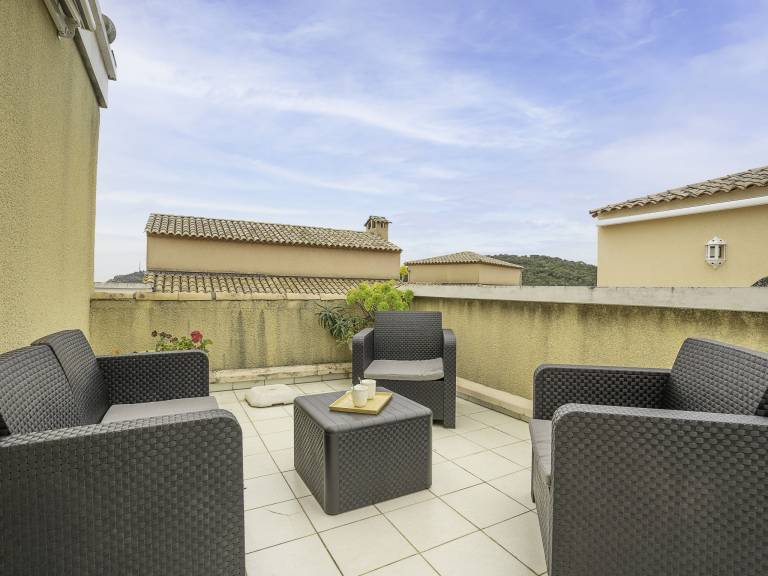 Child-friendly rental apartment with garden, patio & pool | Pet-friendly — photo 4