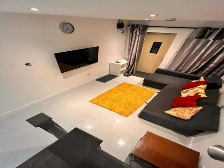 House  Eltham