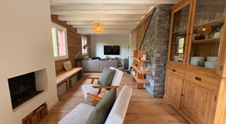 Chalet with hot tub & sauna in La Bresse