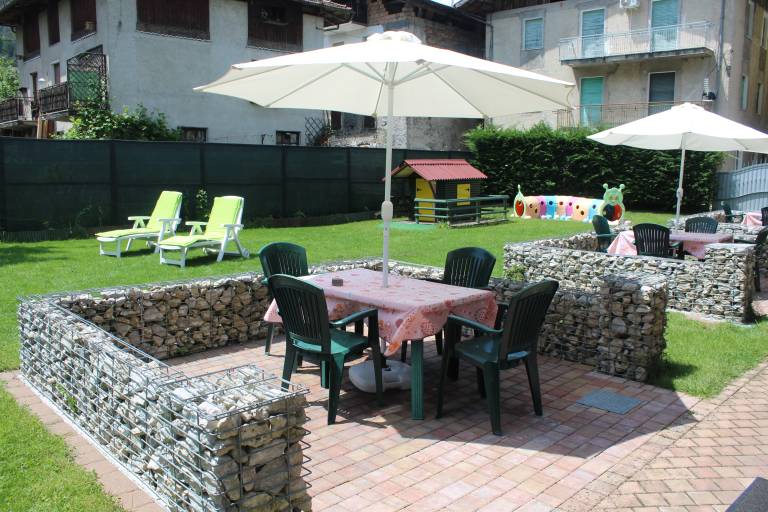 Ferienwohnung mit Pool in Tiarno di Sopra, Trentino-Südtirol f&uuml;r max. 4 Personen