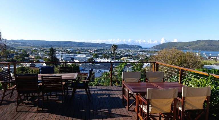 Guinea Fowl Lodge - Lagoon & Heads View B&B, Central Knysna — photo 2