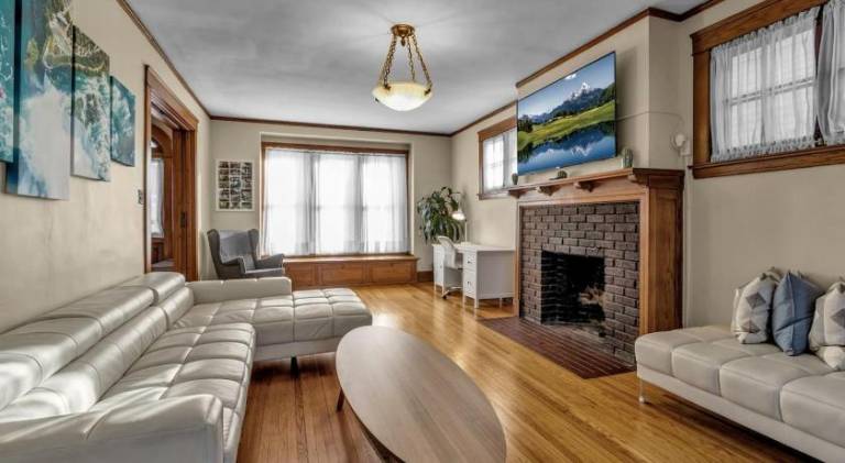 House with hot tub | Suitable for remote work — photo 2