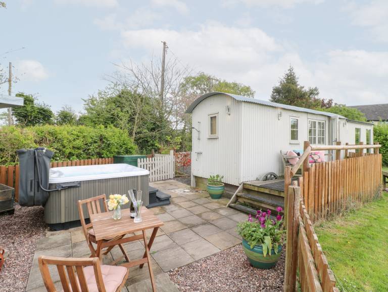 Cottage Colton
