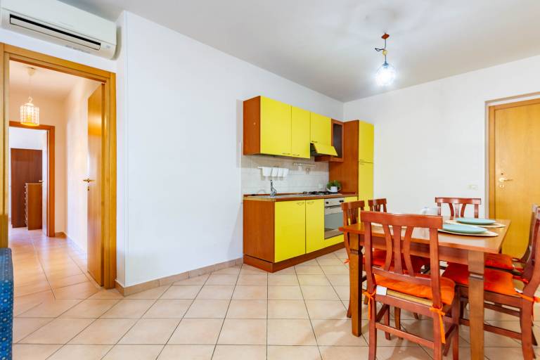 Rental apartment with 2 rooms for 6 persons — photo 5