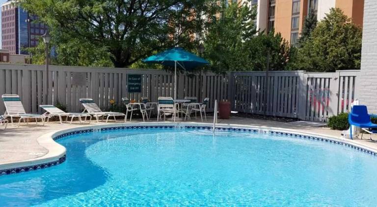 Country Inn & Suites by Radisson, Hoffman Estates, IL — photo 3
