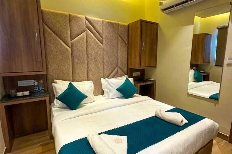 Hotel RK Heights