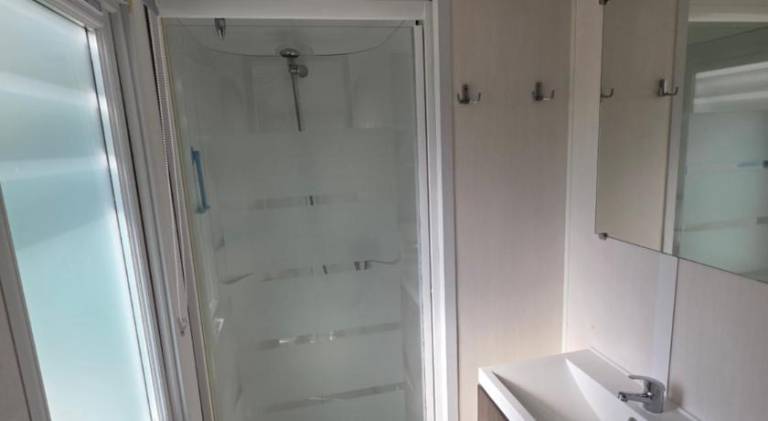 Houlgate-420- Mobilhome cosy 3 chambres 6 personnes Camping 5 etoiles — photo 2
