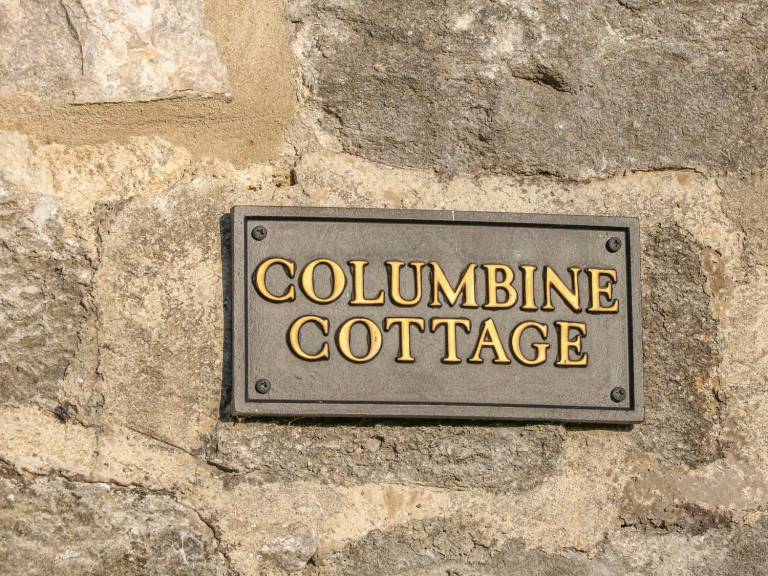 Cottage with garden — photo 3