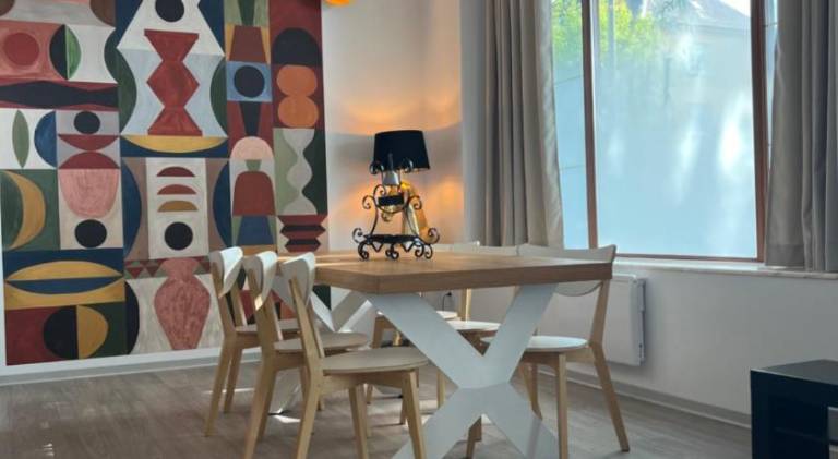 Au Cheval Blanc - Appartement Familial 6P Parking prive proche Colmar Centre — photo 4