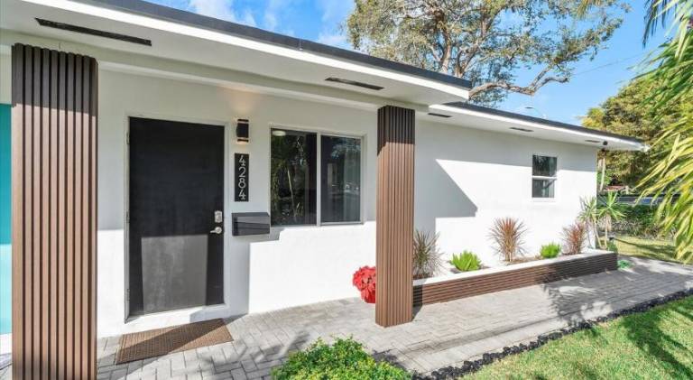 Nice apartment | Next to Design District | Pets allowed in Miami, FL