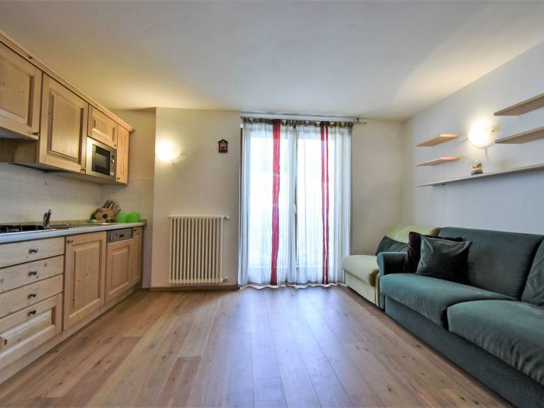 Holiday apartment with garden & patio | Mountain view — photo 3