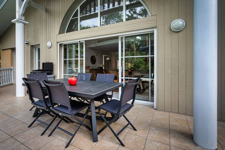Fully equipped beautiful villa with patio, BBQ & private pool | Dogs allowed — photo 5