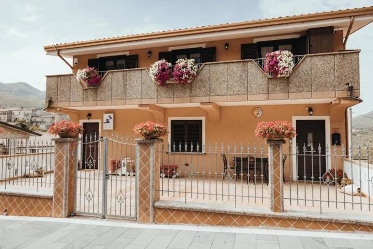 Bed & Breakfast  Senise