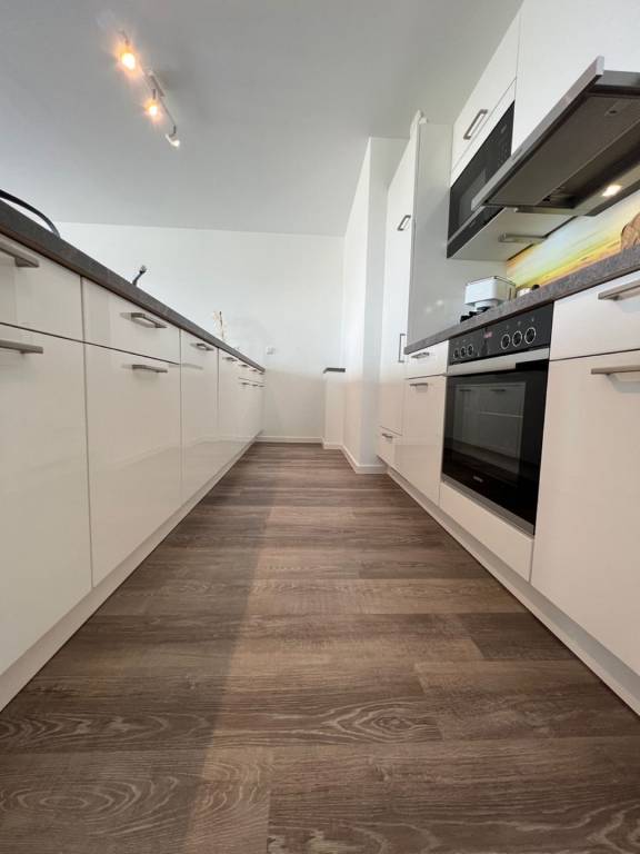 Moderne Ferienwohnung, Kamin, Sauna, großer Balkon, Meerblick, strandnah — photo 4