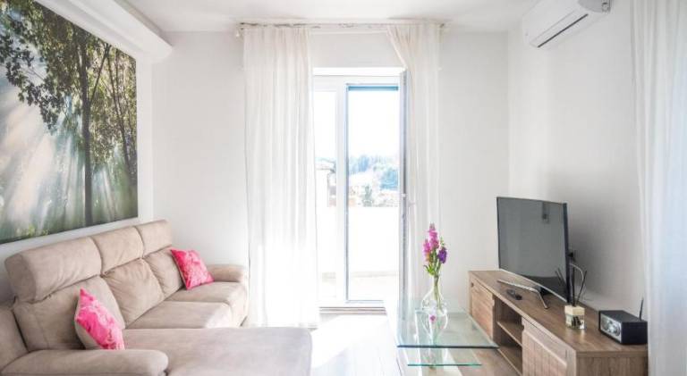 Charming rental apartment with patio | Next to St. Peter's Basilica | Good for workation | Dogs allowed — photo 2
