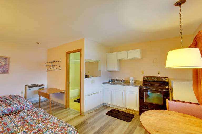 Apartment  Lake City