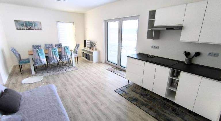 House with 2 rooms for 8 persons — photo 2