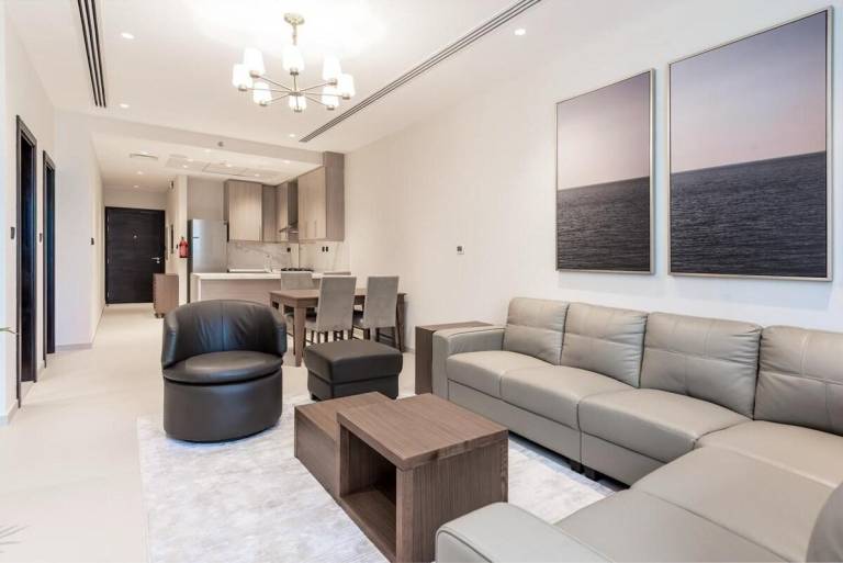 Vacation home with patio, private pool & sauna in Dubai