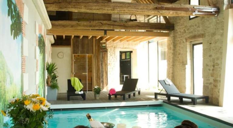 CHAMBRES D HOTES AVEC SPA PRIVATISE ! Le LUXE EN TOUTE INTIMITE in Soissons