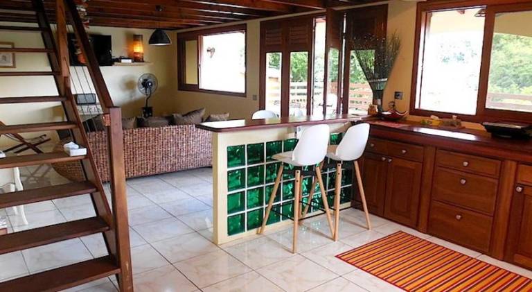 Fully equipped house with private pool, patio & yard | Pet-friendly — photo 3