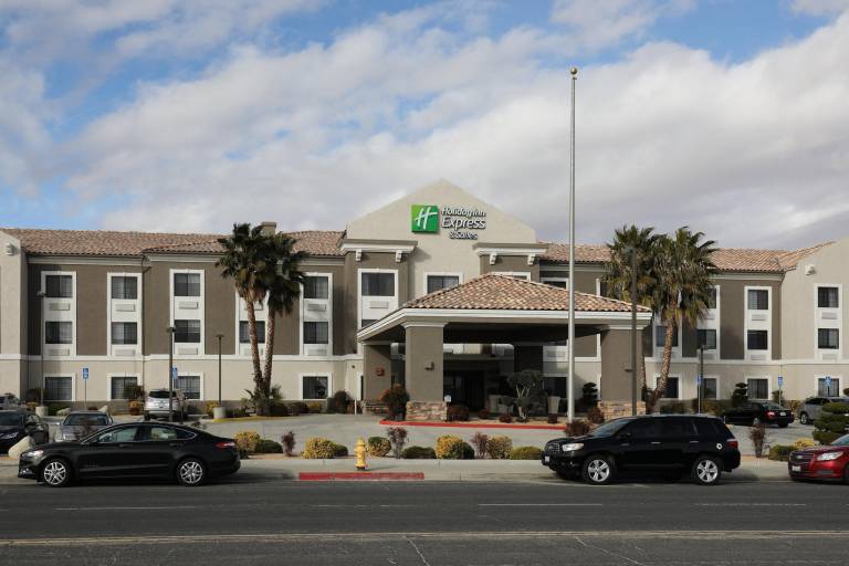 Holiday Inn Express Hotel & Suites Hesperia By IHG in Hesperia, CA