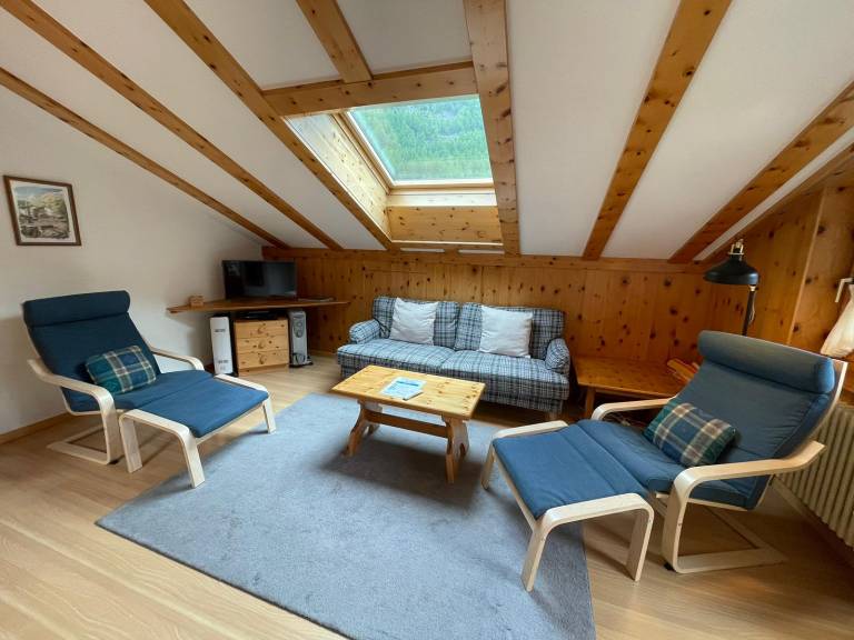Family-oriented beautiful apartment | Mountain view | Ski nearby | Pets allowed — photo 2