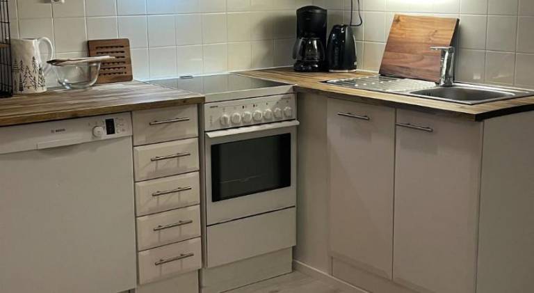 Apartment with 2 rooms for 6 persons — photo 3
