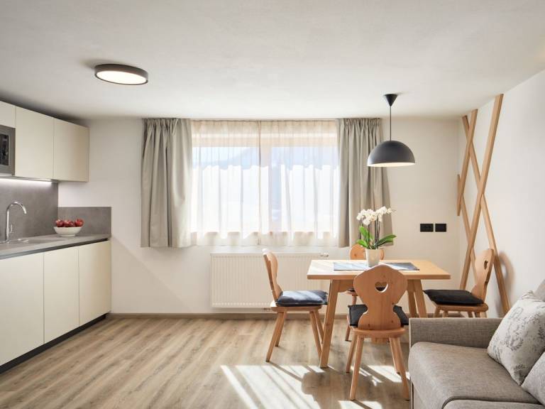 Ferienwohnung mit Hund in Kolfuschg, Corvara für max. 2 Personen Ferienwohnung mit Hund in Kolfuschg, Corvara für max. 2 Personen