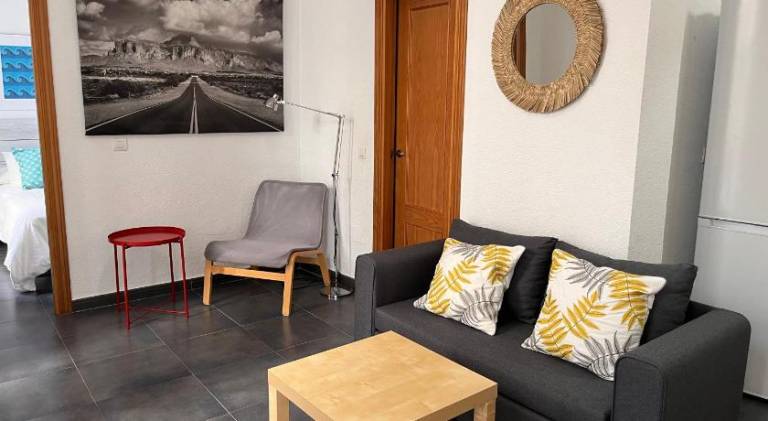 Apartment | Near Alcazaba of Málaga | Pet-friendly — photo 2