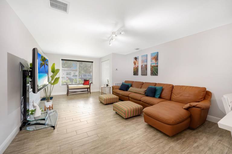 Sunny Waterside A in Dania Beach