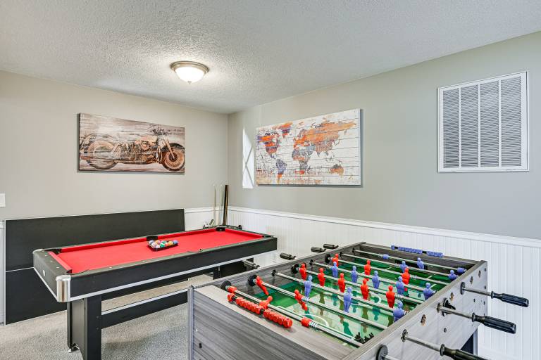 Steps to Cedar Lake! Group Getaway w/ Game Room — photo 2