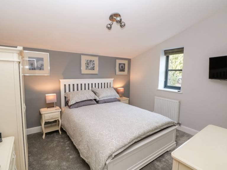 Cottage Manchester