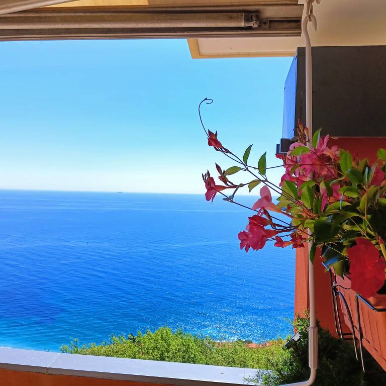 Appartamento Vado Ligure