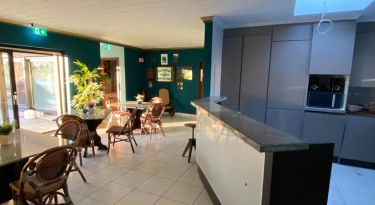 Wonderful serviced apartment with patio & garden | Pet-friendly — photo 5